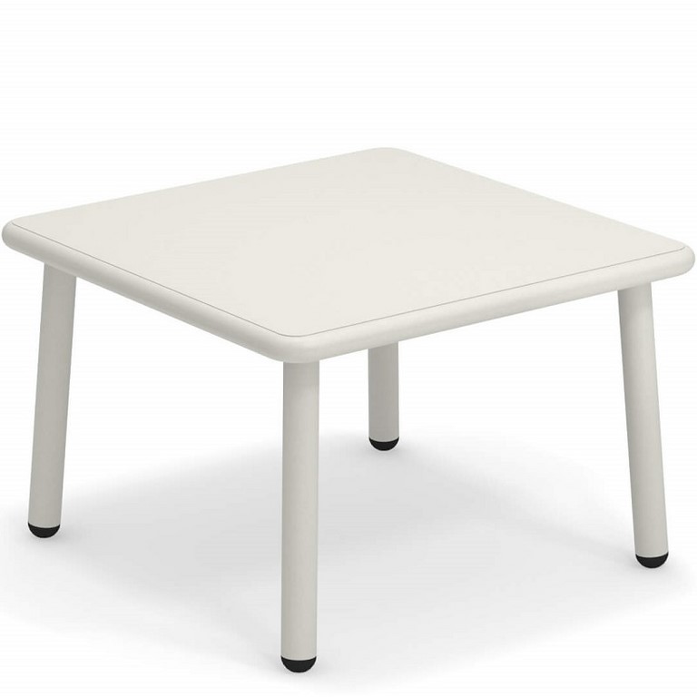Yard Low Tables Emu