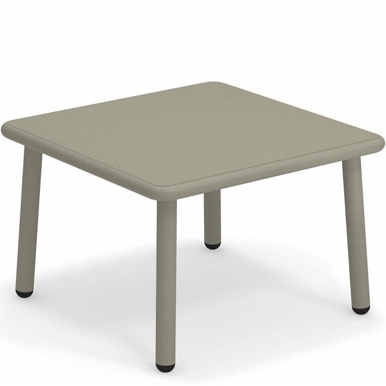 Yard Low Tables Emu