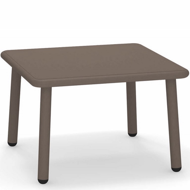 Yard Low Tables Emu