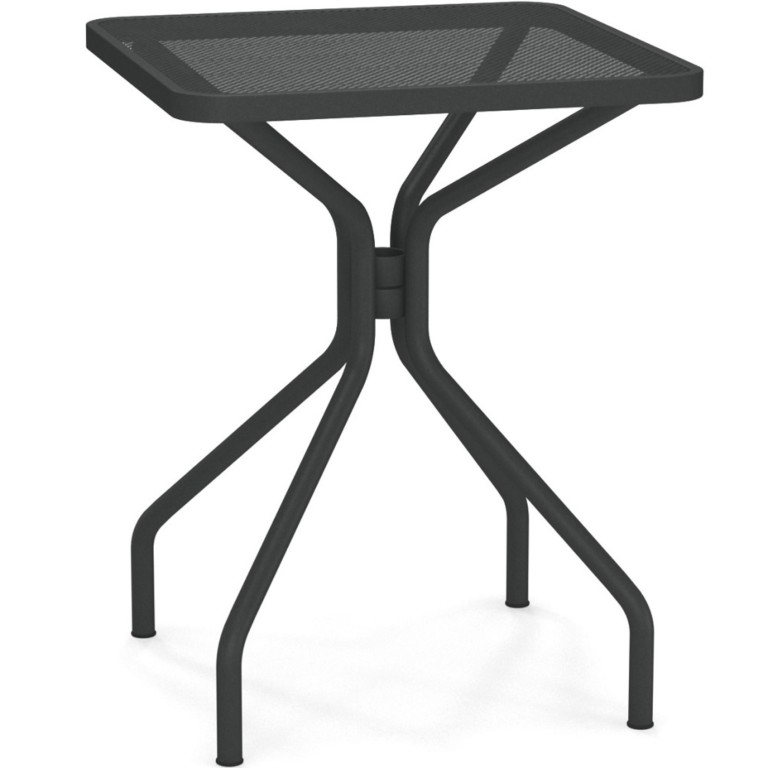Emu Cambi square tables