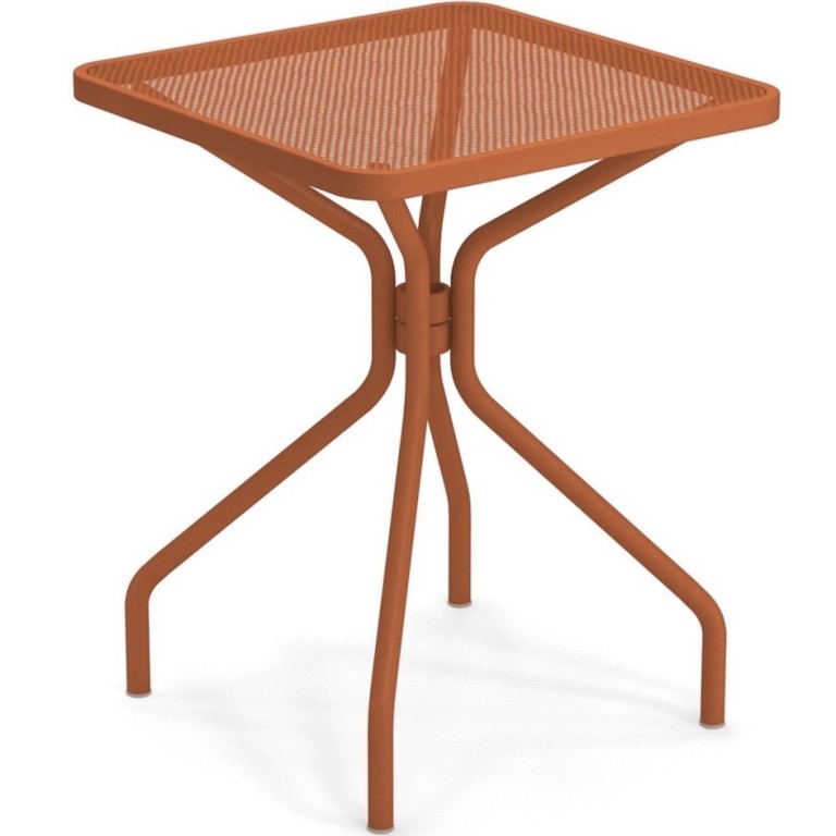 Emu Cambi square tables
