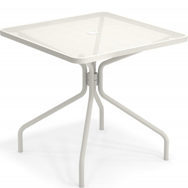 Emu Cambi square tables
