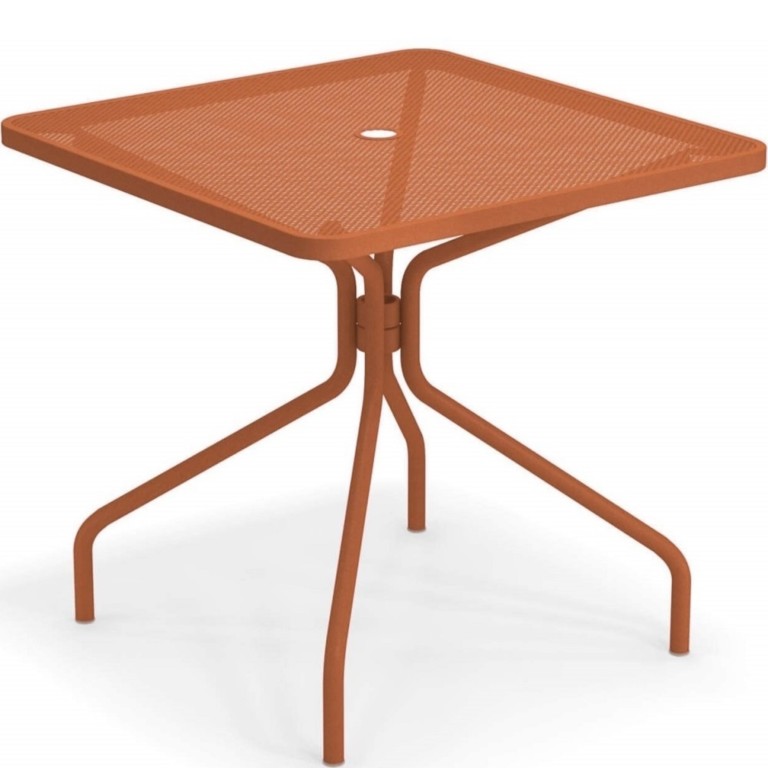 Emu Cambi square tables