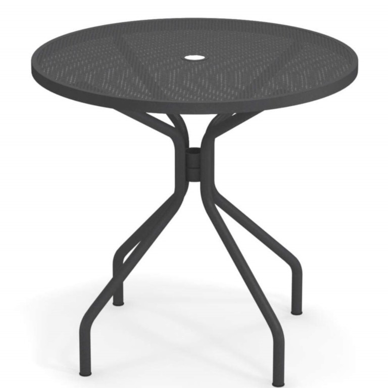 Emu Cambi round tables