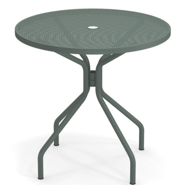 Emu Cambi round tables