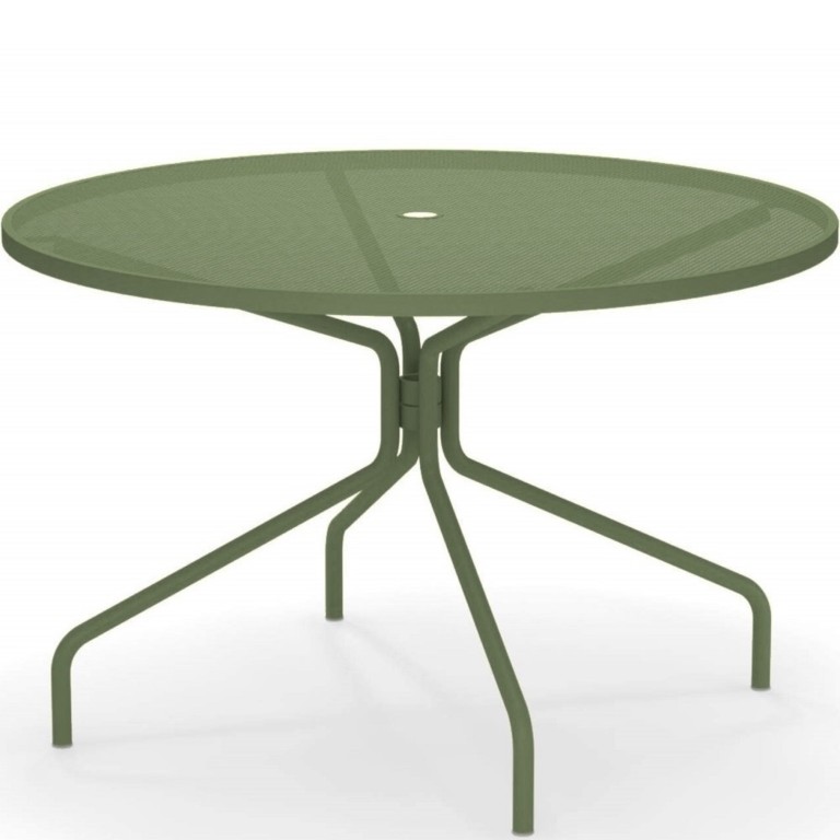 Emu Cambi round tables