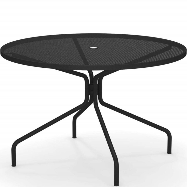 Emu Cambi round tables