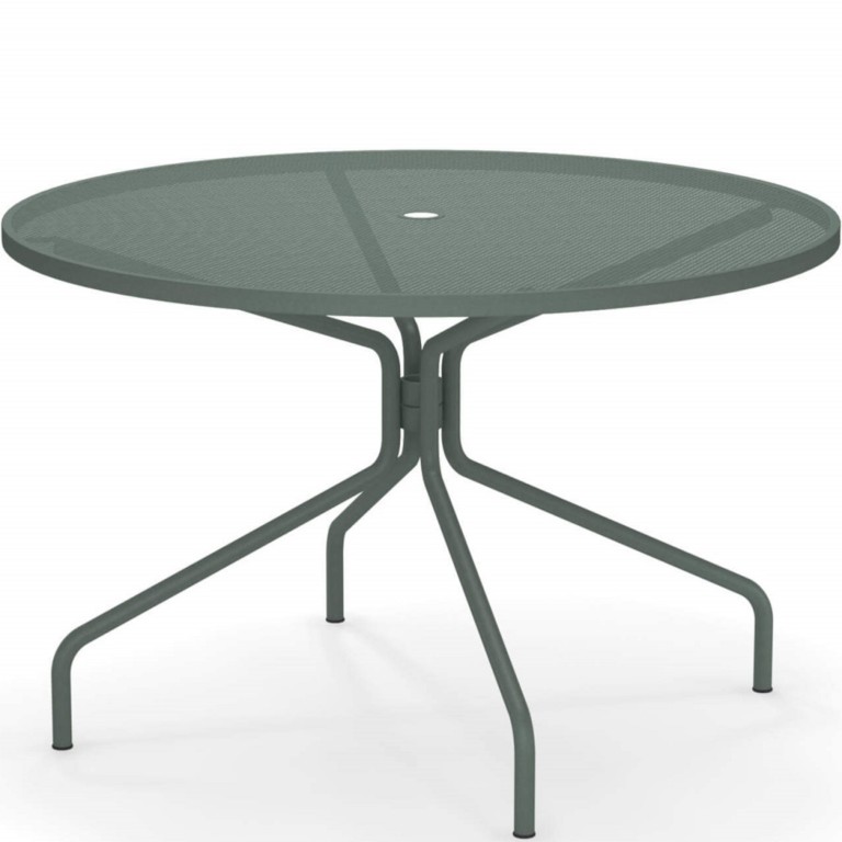 Emu Cambi round tables