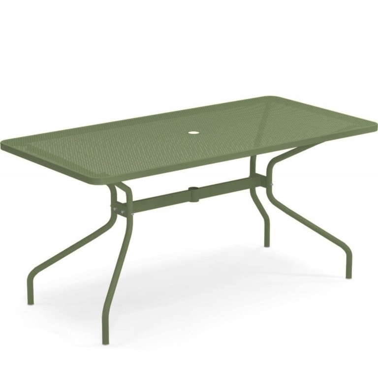 Emu Cambi rectangular tables