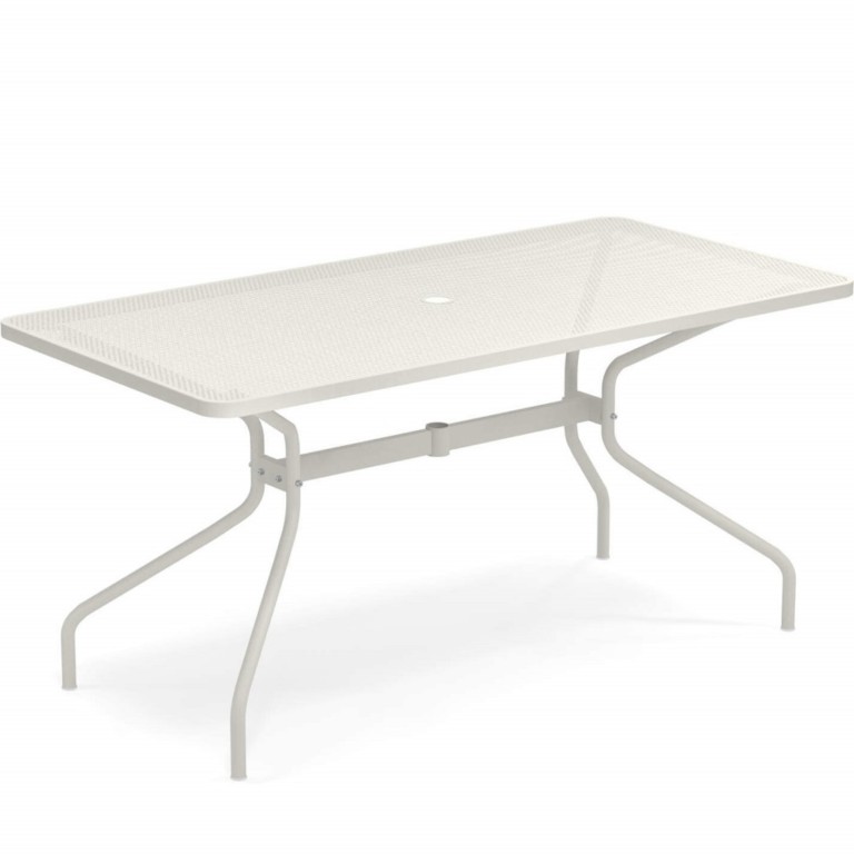 Emu Cambi rectangular tables