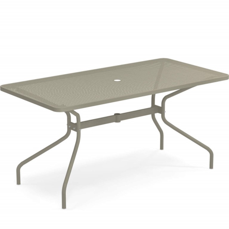Emu Cambi rectangular tables