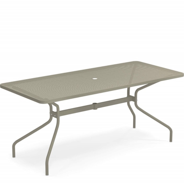 Emu Cambi rectangular tables