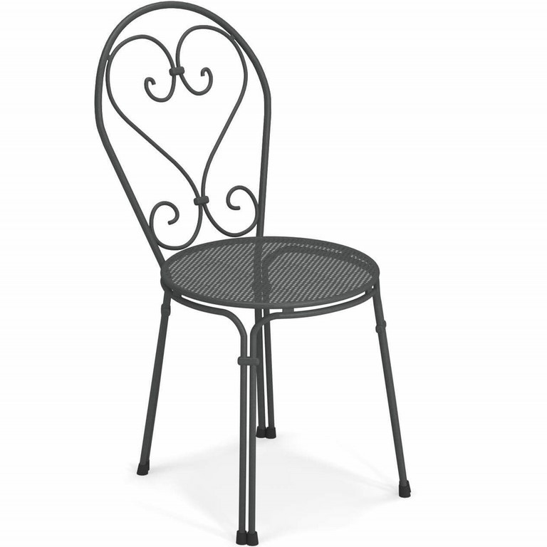 Pigalle Emu Tables and chairs