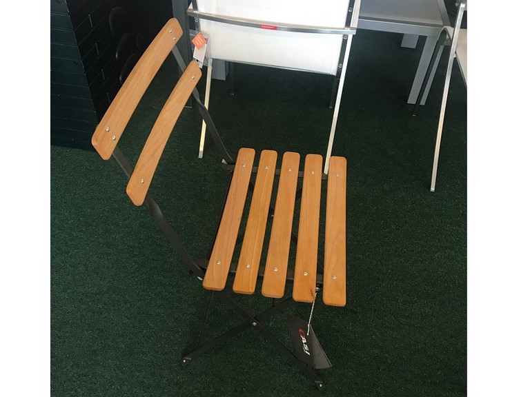 Club Arc en Ciel folding chair