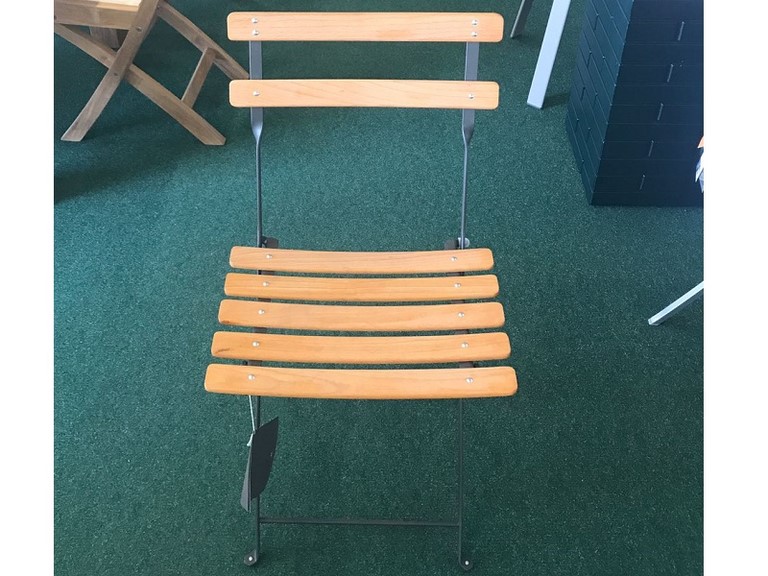 Club Arc en Ciel folding chair