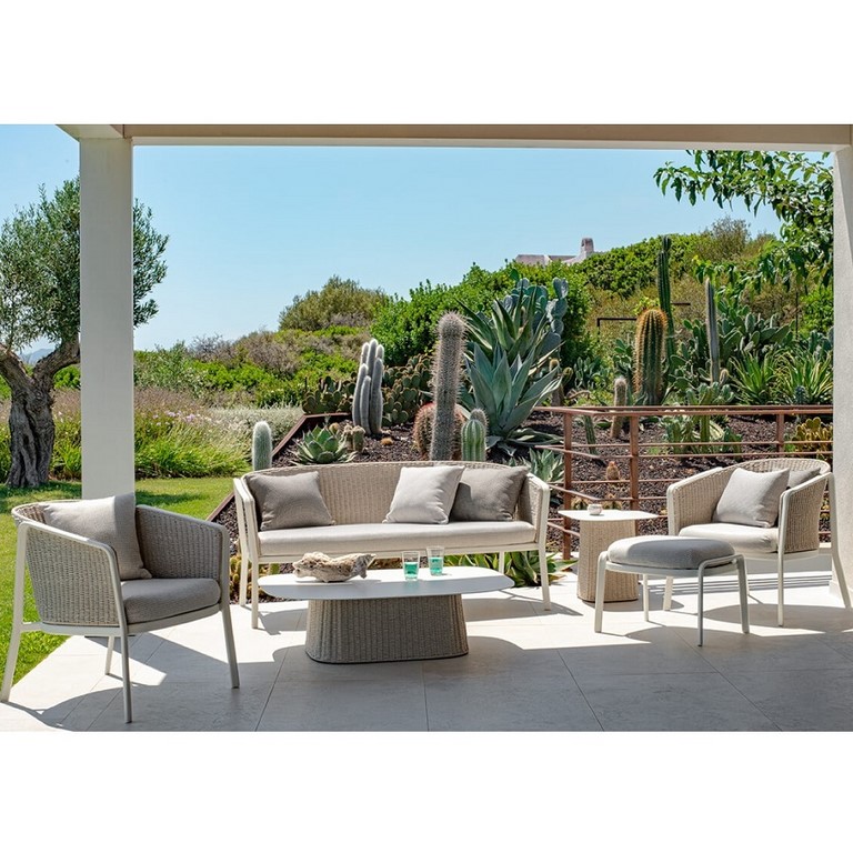 Garden Furniture Emu Carousel Lounge Collection