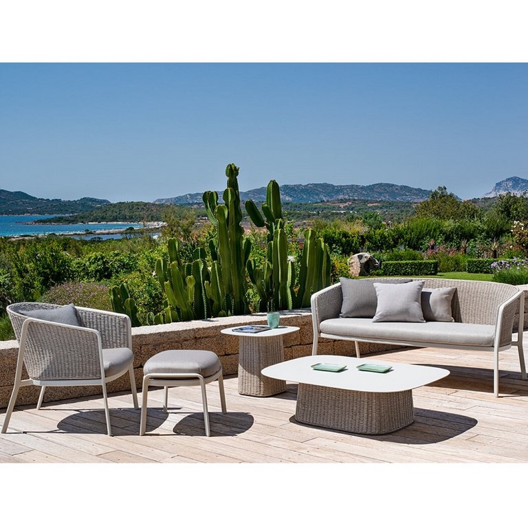 Garden Furniture Emu Carousel Lounge Collection
