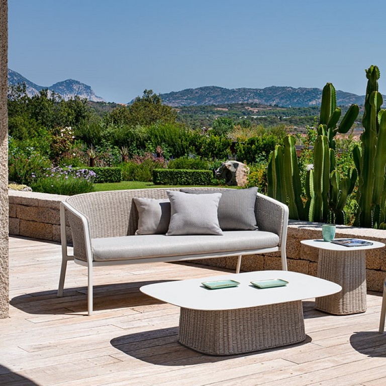 Garden Furniture Emu Carousel Lounge Collection
