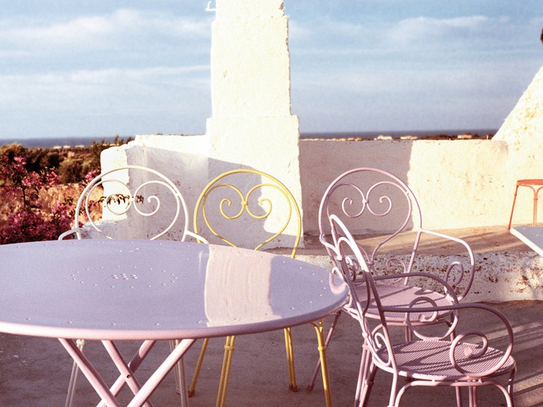 Pigalle stackable chair Emu