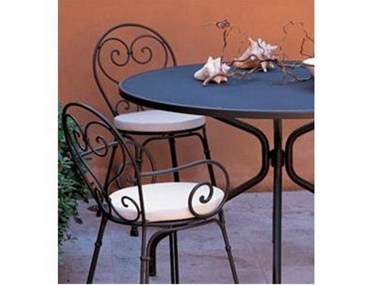 Pigalle stackable chair Emu