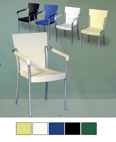 Queen Stackable Armchair Rovergarden